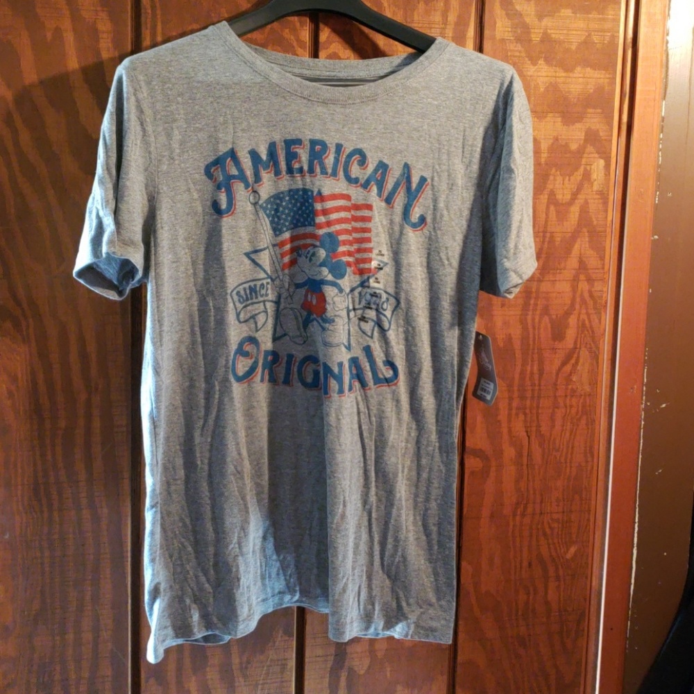 Disney tshirt